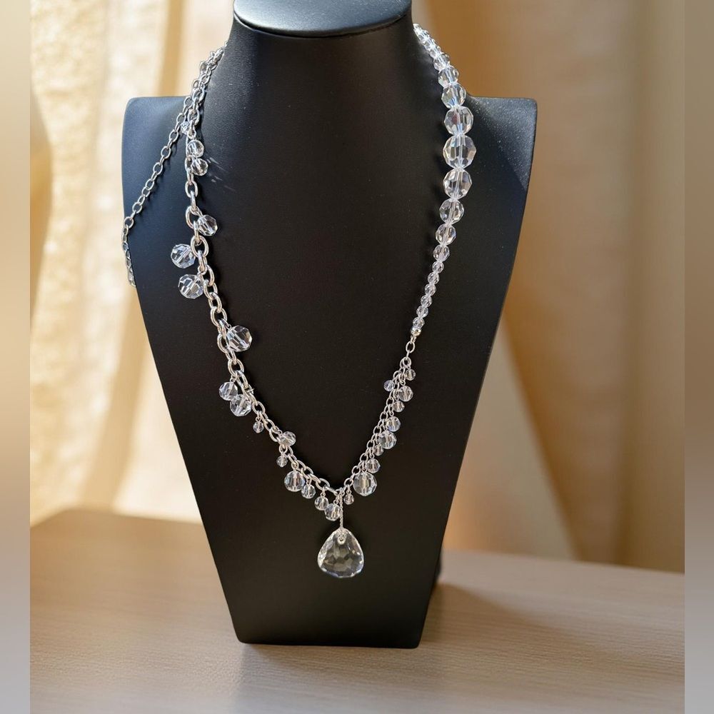 Swarovski Clear Crystal Teardrop Necklace – Rhodium‎ Plated, Swan Logo, Boxed